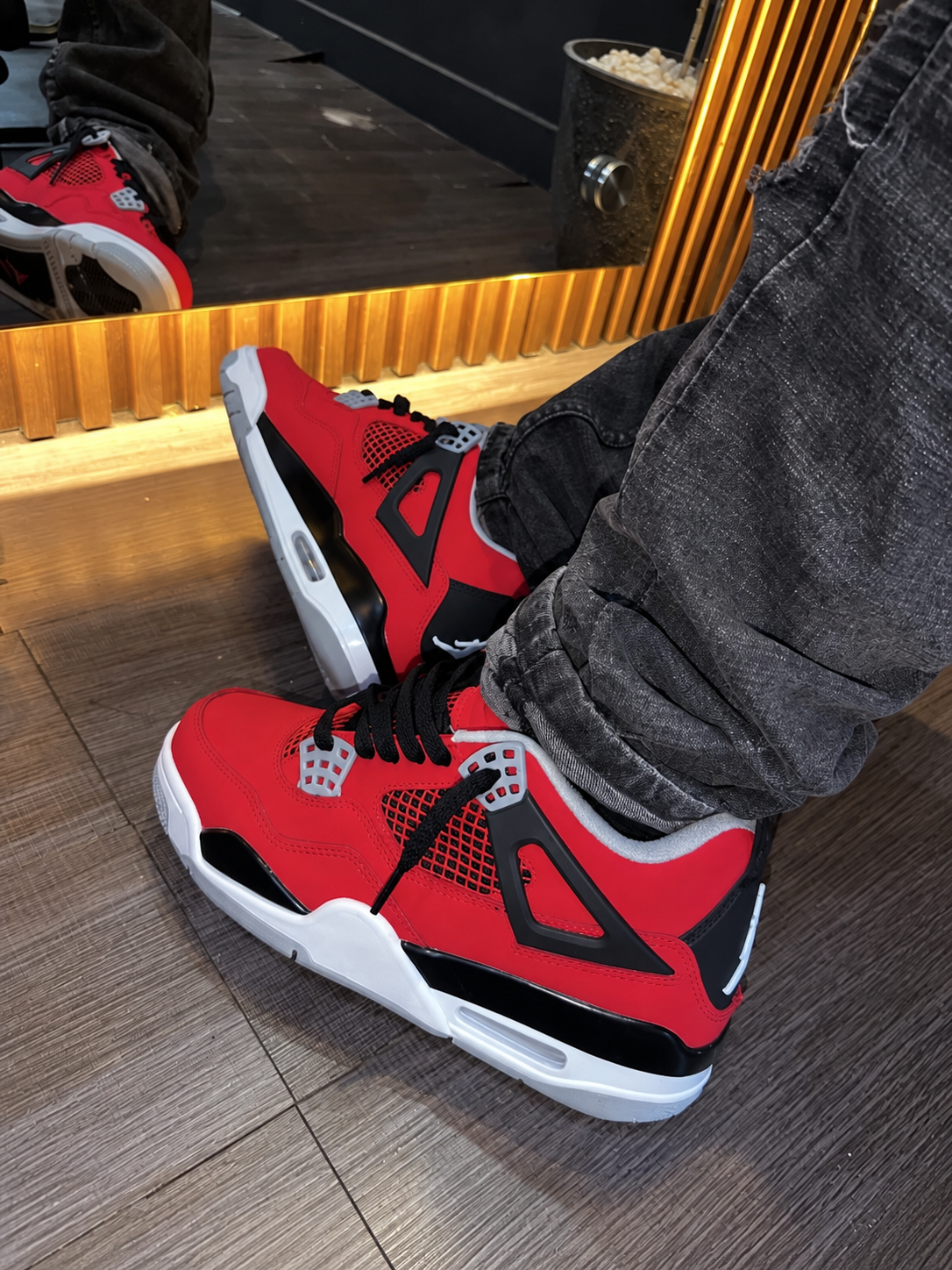 JORDAN 4 RETRO TORO BRAVO