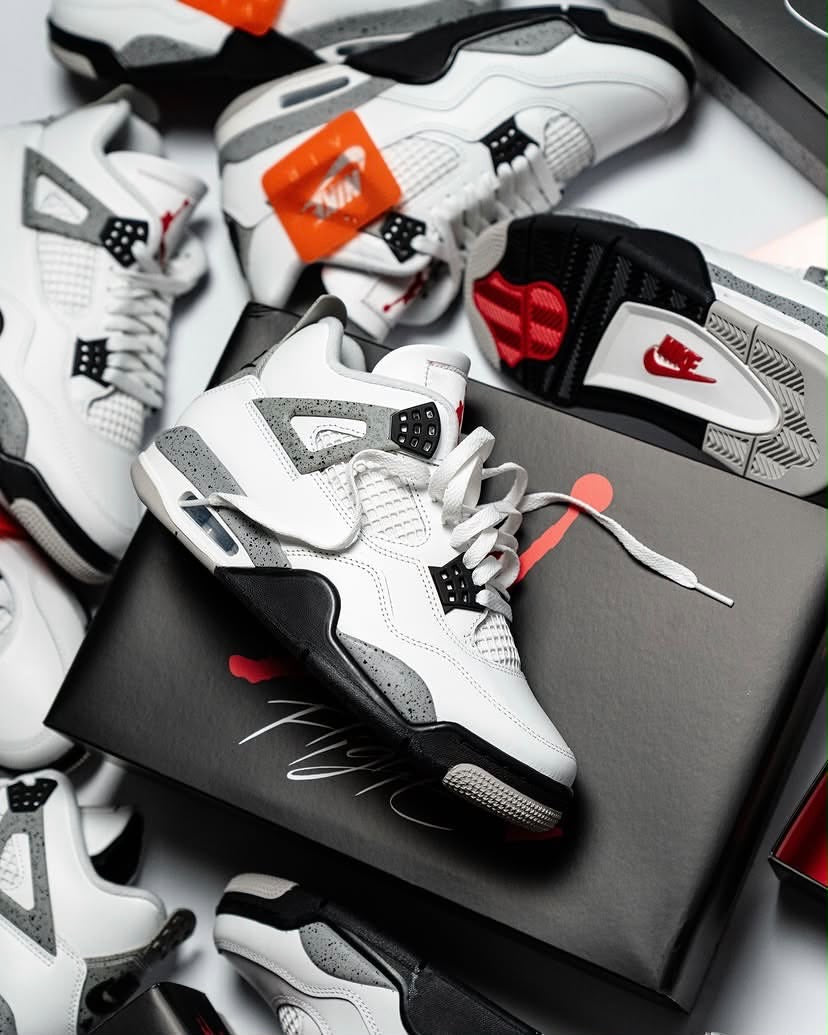 JORDAN 4 RETRO WHITE CEMENT