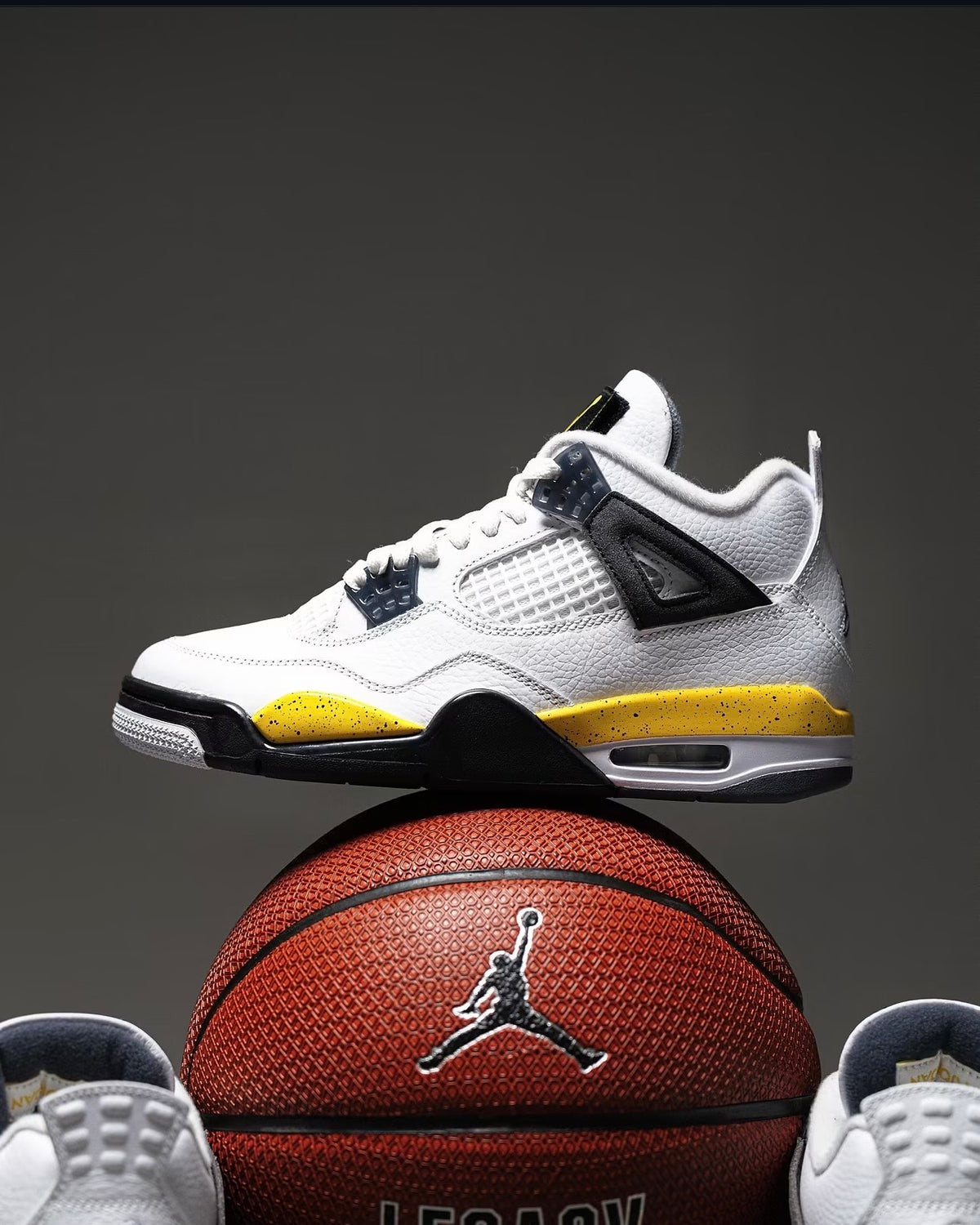 JORDAN 4 TOUR YELLOW