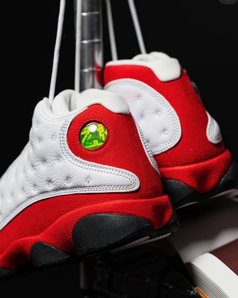 JORDAN 13 WHITE AND UNIVERSITY RED