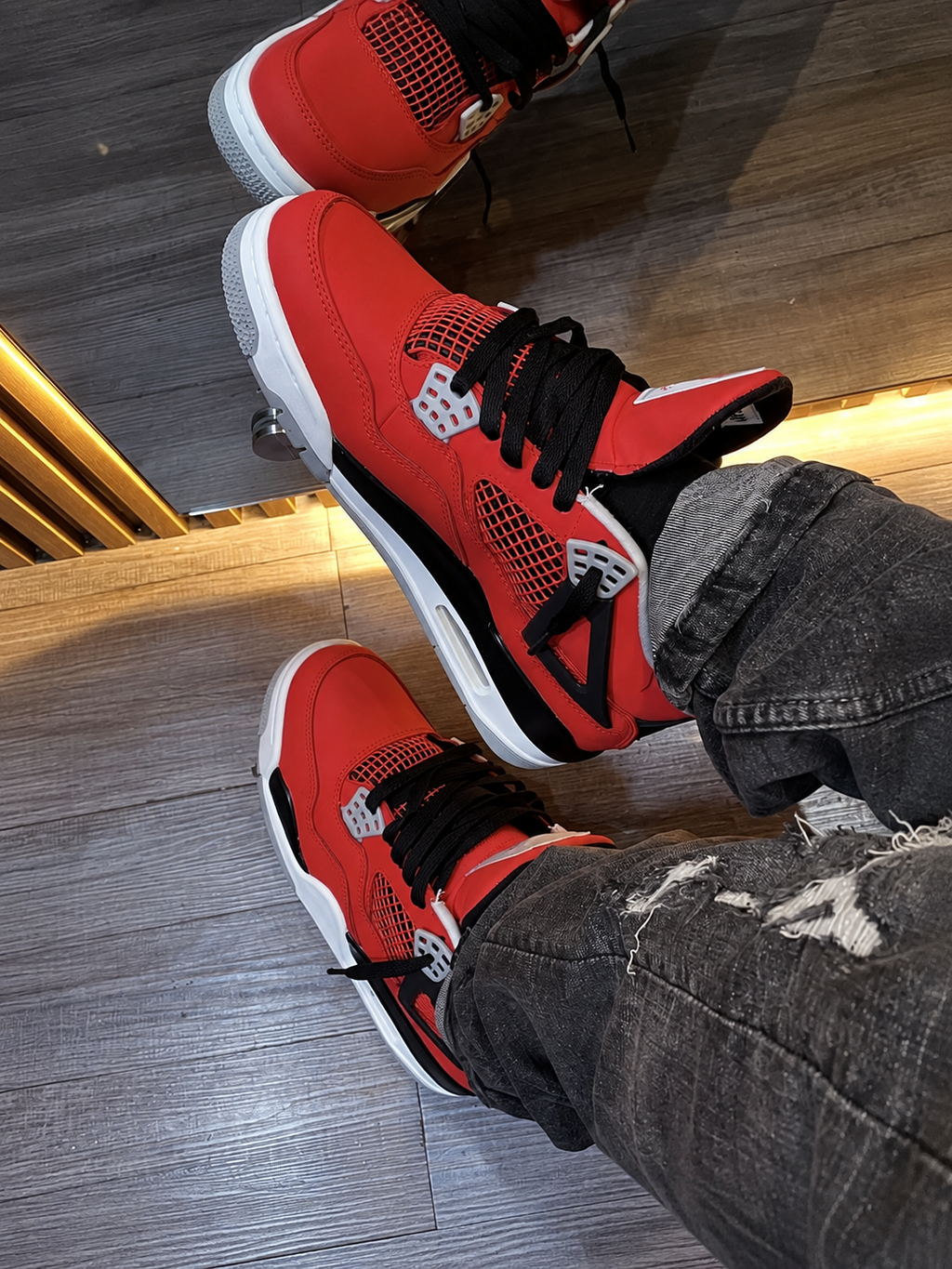 JORDAN 4 RETRO TORO BRAVO