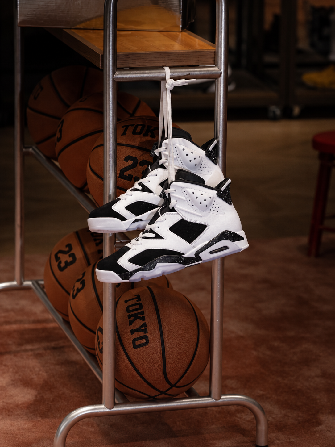JORDAN 6 OREO 2k26
